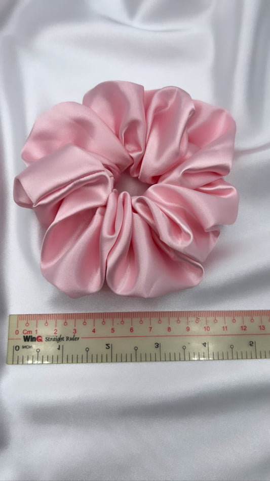 Mya scrunchie