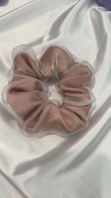 Lady slipper scrunchie