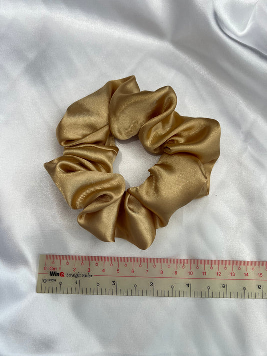 Golden hour scrunchie