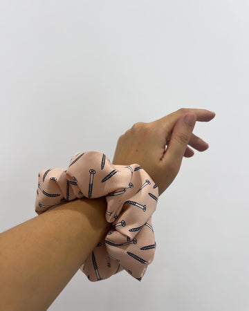 Lulu Scrunchie