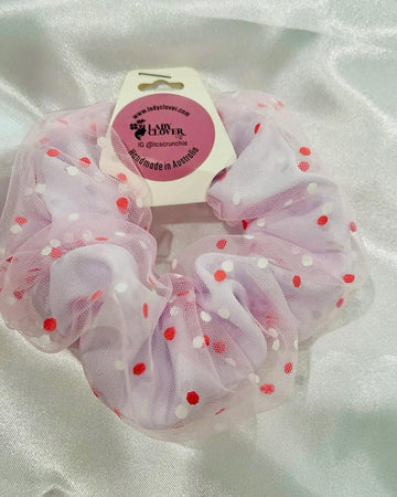 Poka dot scrunchie